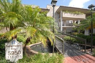 5950 Pelican Bay Blvd. #132, Naples, FL 34108