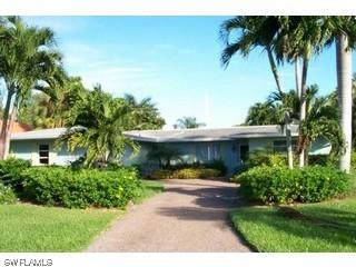 1443 Marlin Dr., Naples, FL 34102