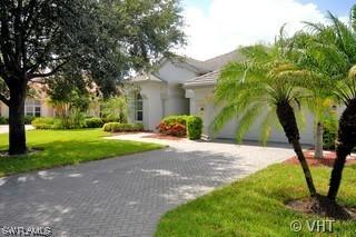 156 Spring Lake Cir., Naples, FL 34119
