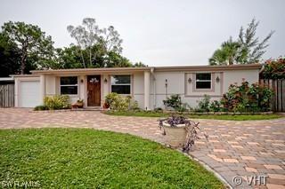 2120 Harbor Ln., Naples, FL