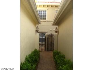 3695 Montreux Ln. #201, Naples, FL 34114