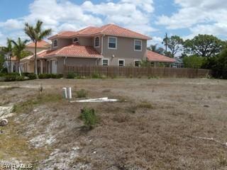 582 110th Ave., Naples, FL 34108