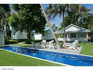 67 8th Ave., Naples, FL