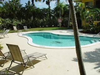 4290 Gulfstream Dr. #9, Naples, FL 34112