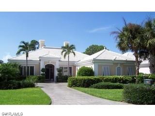 748 Ashburton Dr., Naples, FL