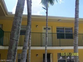 4290 Gulfstream Dr. #15, Naples, FL 34112