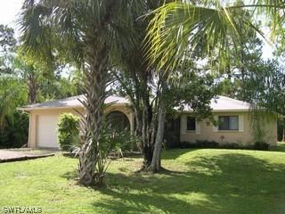 2820 White Blvd., Naples, FL 34117