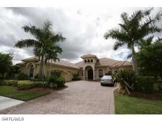 7829 Classics Dr., Naples, FL 34113