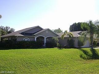 20751 Groveline Ct., Estero, FL 33928