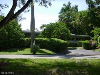315 6th St., Naples, FL 34102