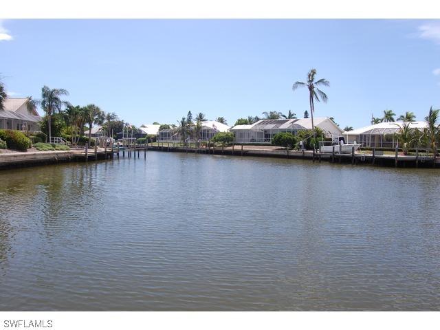 358 Rockhill Ct., Marco Island, FL