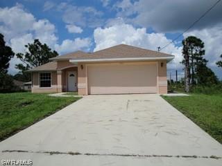 2702 13th St., Lehigh Acres, FL 33976