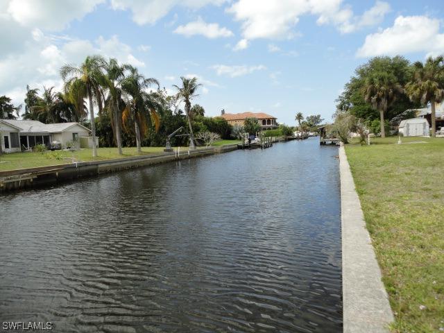 4821 Tarpon Ave., Bonita Springs, FL 34134