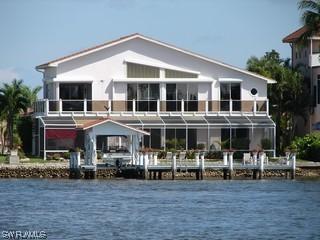 16 Pelican St., Naples, FL 34113