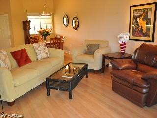 8095 Celeste Dr. #725, Naples, FL 34113