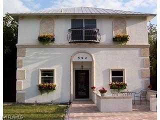 592 105th Ave., Naples, FL