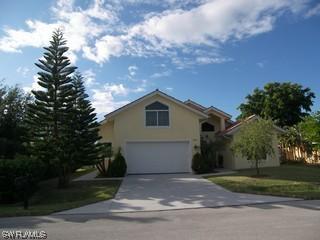 925 Moon Lake Dr., Naples, FL 34104