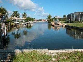 661 Amber Dr., Marco Island, FL 34145