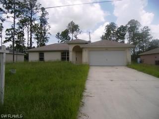 3003 Nadine Ln., Lehigh Acres, FL 33971