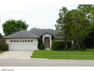 751 Charlemagne Blvd., Naples, FL 34112