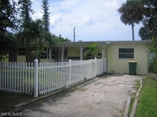 1280 Barbizon Ln., Naples, FL 34104