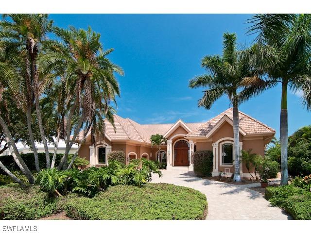 363 Cuddy Ct., Naples, FL