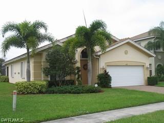 1872 Par Dr., Naples, FL