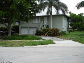 458 Capri Ct., Marco Island, FL 34145