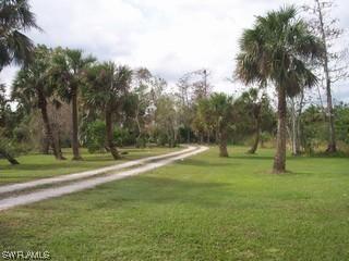 711 7th St., Naples, FL 34120