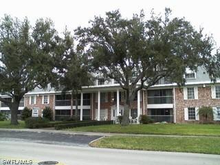 1900 Alamanda Dr. #102, Naples, FL 34102