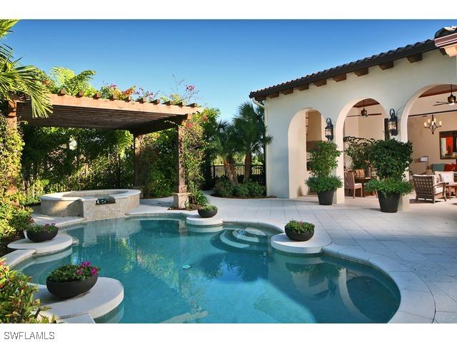 6091 Sunnyslope Dr., Naples, FL 34119