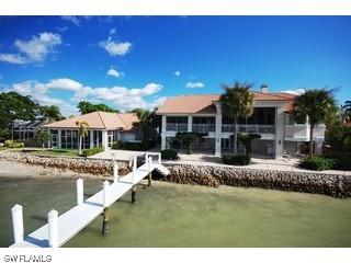 38 Dolphin Cir., Naples, FL 34113