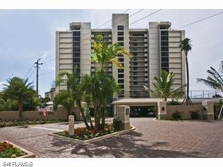 10851 Gulfshore Dr. #101, Naples, FL