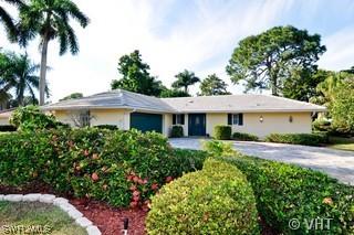 735 Parkview Ln., Naples, FL