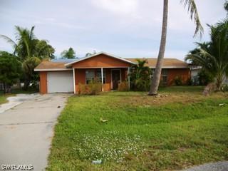 631 SE 34th Ter., Cape Coral, FL 33904
