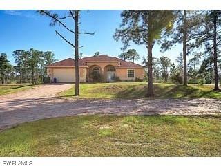 3180 41st Ave., Naples, FL 34120