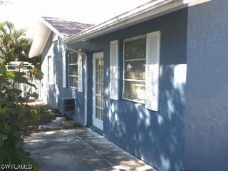 1049 Alhambra Cir., Naples, FL