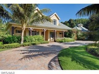 605 Bougainvillea Rd., Naples, FL