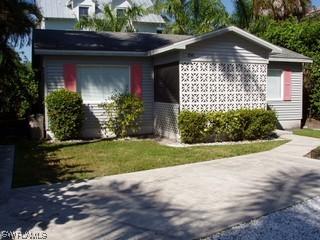 841 9th Ave., Naples, FL