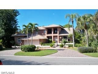 396 Sharwood Dr., Naples, FL 34110