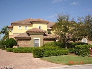 8727 Coastline Ct. #202, Naples, FL 34120