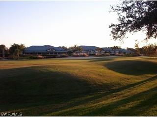 6820 Dennis Cir. #105, Naples, FL