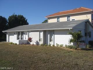 598 110th Ave., Naples, FL 34108