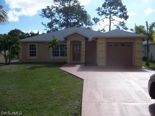 5222 Broward St., Naples, FL 34113