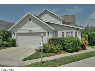3201 Carriage Cir., Naples, FL 34105