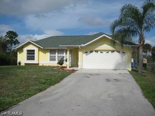 2391 8th Ave., Naples, FL 34117