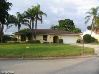 349 Country Club Ln., Naples, FL