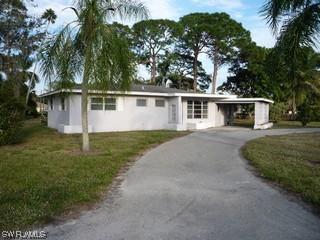 10575 Crockett St., Bonita Springs, FL