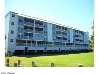 200 Stevens Landing Dr. #302, Marco Island, FL