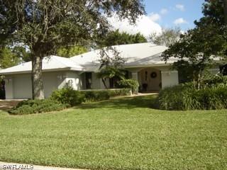 2220 Regal Way, Naples, FL 34110